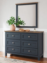 Load image into Gallery viewer, Landocken Full Panel Bed with Mirrored Dresser, Chest and Nightstand
