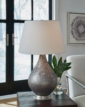 Load image into Gallery viewer, Bluacy Glass Table Lamp (1/CN)
